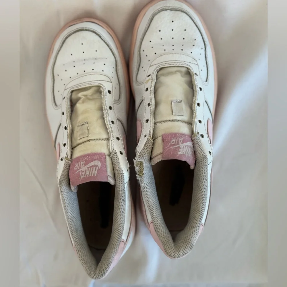 Nike Pink White‎ Air Force 1 Kids Size 5.5 Youth